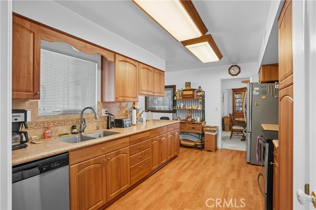 Detail Gallery Image 10 of 38 For 26125 Mccall Bld, Menifee,  CA 92586 - 2 Beds | 2 Baths