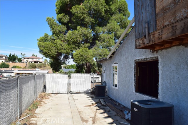 Outer Side of Main House | RV Access