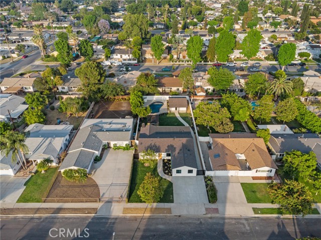 8840 Valjean Avenue, North Hills CA: https://media.crmls.org/medias/5a7c6b3d-63bc-46f4-a618-f0bdf7db87f2.jpg