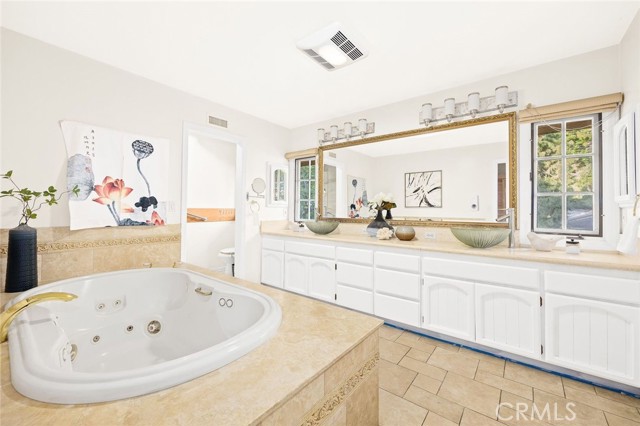 Detail Gallery Image 17 of 27 For 2131 Canyon Rd, Arcadia,  CA 91006 - 4 Beds | 4 Baths