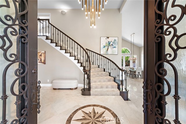 22242 Wayside, Mission Viejo CA: https://media.crmls.org/medias/5a7ca268-693f-43df-ab32-4f36b8d991b0.jpg