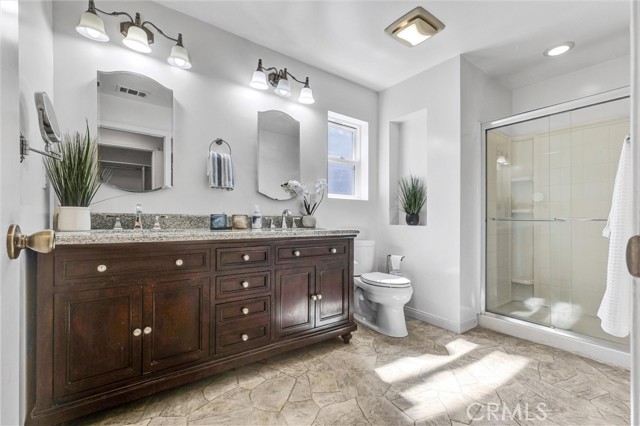 Primary Bathroom, Double Vanity