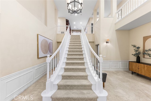 23665 Ridgecrest Court, Diamond Bar CA: https://media.crmls.org/medias/5a7e7165-485c-4b4e-8c4e-ac891c21cb4e.jpg