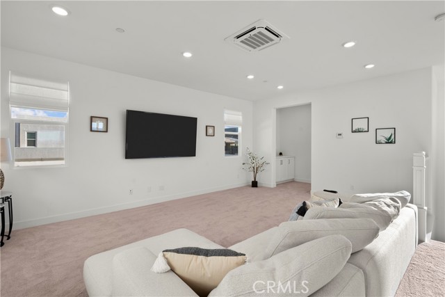 27246 Bush Mallow Court, Valencia CA: https://media.crmls.org/medias/5a7ebb63-f36a-44bb-8215-bdedb11c5824.jpg