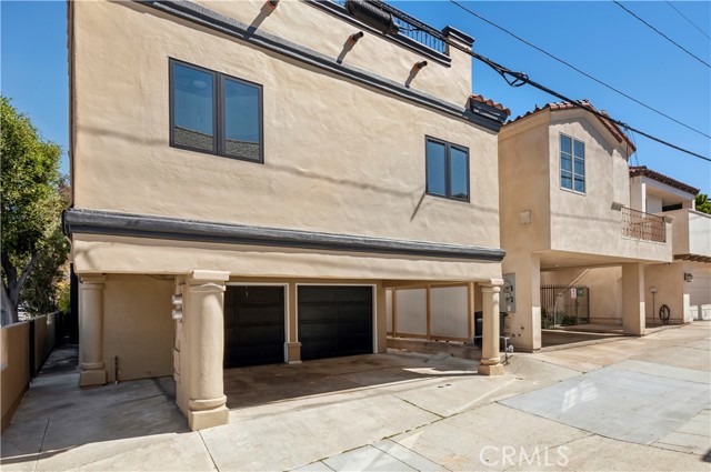 441 1/2 Goldenrod Avenue, Corona del Mar CA: https://media.crmls.org/medias/5a7fc3af-9fed-483f-a6d7-e7c9de2821db.jpg