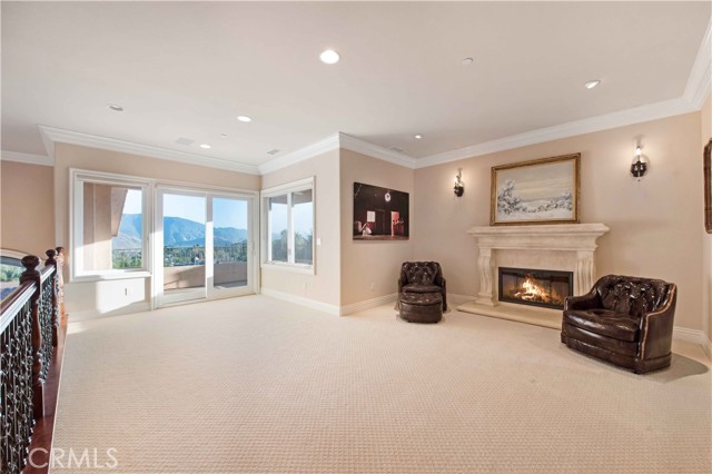 6805 Aviano Drive, Camarillo CA: https://media.crmls.org/medias/5a805586-362c-4212-8143-3d069342c79e.jpg
