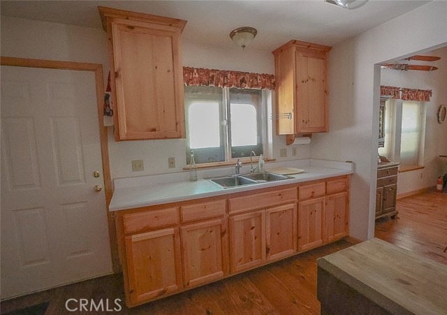 67922 Beasore Road, Bass Lake CA: https://media.crmls.org/medias/5a80637e-ea4c-42a5-b2c9-0b61bae1ac48.jpg