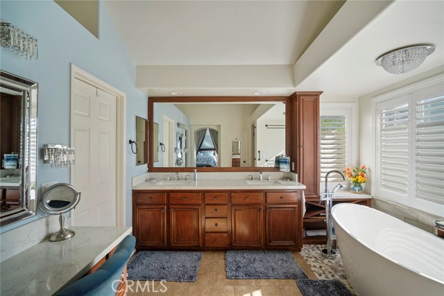 411 Bolivia, San Clemente CA: https://media.crmls.org/medias/5a81ab5a-10b5-4635-8841-f8ef3e4a9a35.jpg