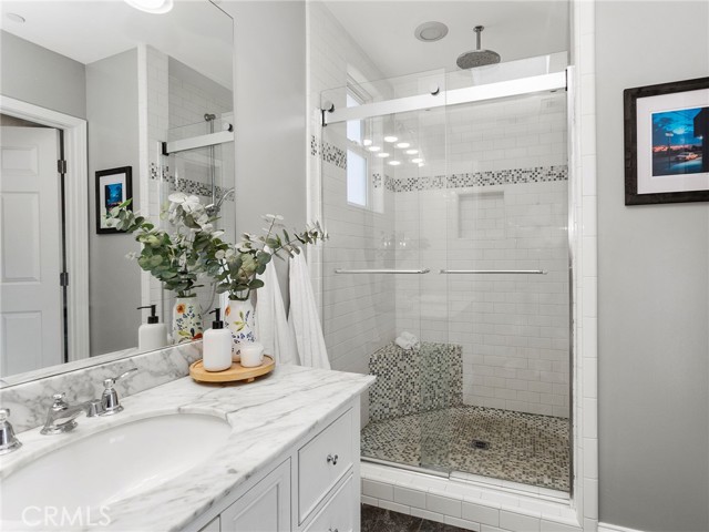 3828 2nd Avenue, La Crescenta CA: https://media.crmls.org/medias/5a824404-f7c1-4162-9b96-0086241669dd.jpg