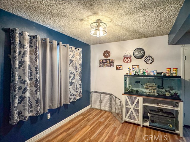 Detail Gallery Image 4 of 20 For 3504 Timberline, Bakersfield,  CA 93308 - 4 Beds | 2 Baths