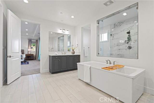 Detail Gallery Image 23 of 53 For 20526 W Deer Grass Ct, Porter Ranch,  CA 91326 - 5 Beds | 5/1 Baths
