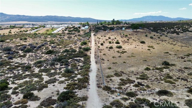 41735 El Campo Rd, Anza CA: https://media.crmls.org/medias/5a833a95-8d02-46f1-9fa1-8d144dad96b0.jpg