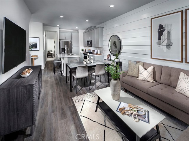 Image 4 of 13 For 2403 Saltbush Drive