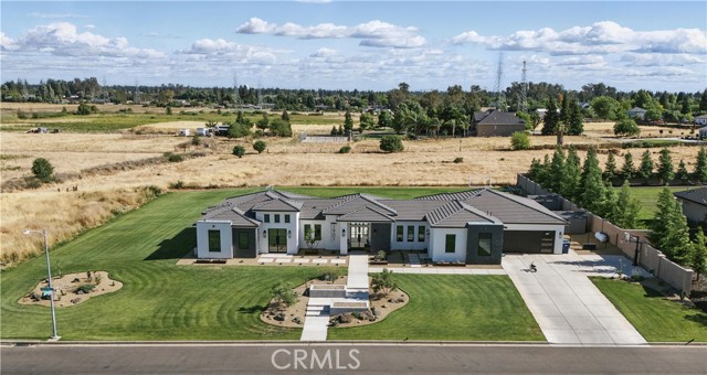 1901 E Sorrento Court, Merced CA: https://media.crmls.org/medias/5a85aeb5-62a5-4102-8a73-6fe525cecac4.jpg