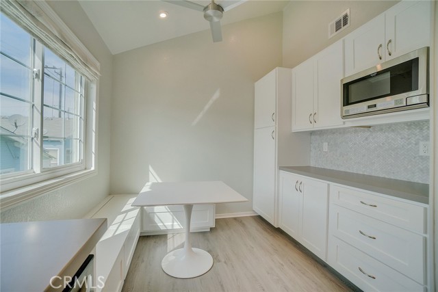 1802 Grant Avenue, Redondo Beach, California 90278, 3 Bedrooms Bedrooms, ,2 BathroomsBathrooms,Residential,Sold,Grant,SB21239095