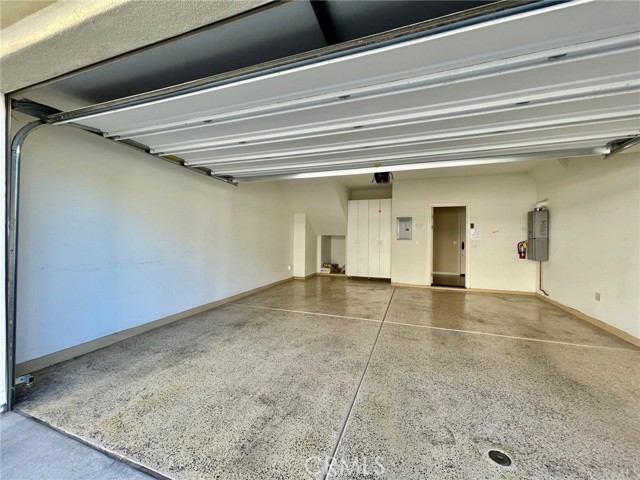 36 Mission Bell, Irvine CA: https://media.crmls.org/medias/5a863c7b-76bc-4cc6-bf2a-129a7c2da24c.jpg