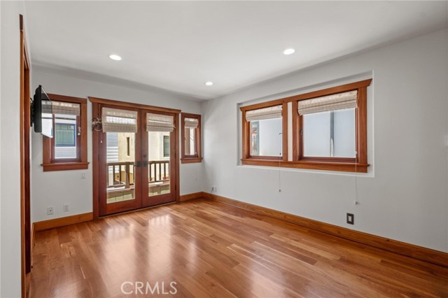 401 8th Street, Manhattan Beach CA: https://media.crmls.org/medias/5a8669a3-0227-49ae-a4b8-37d59eedabd9.jpg
