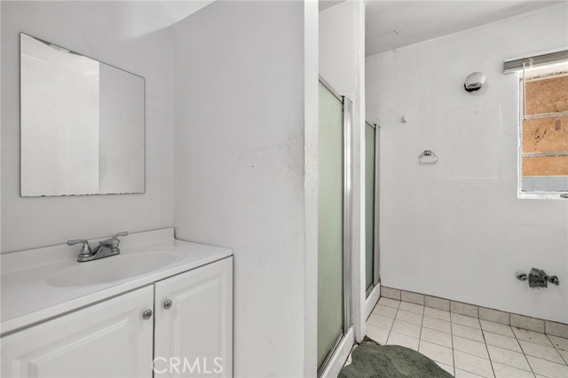 Detail Gallery Image 23 of 45 For 170 W Linden Ave, Burbank,  CA 91502 - 2 Beds | 1/1 Baths
