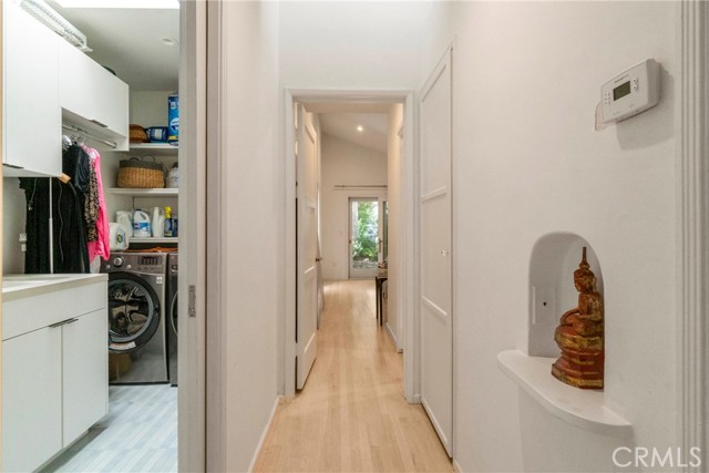 Detail Gallery Image 11 of 35 For 820 Opal St, Redondo Beach,  CA 90277 - 2 Beds | 2 Baths
