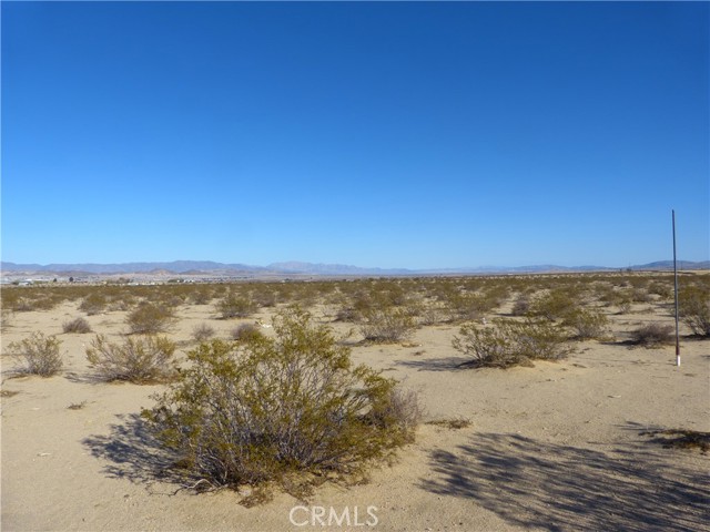 3475 Canyon Road, 29 Palms CA: https://media.crmls.org/medias/5a8937af-1a00-435d-8638-b7bd4ce3fe71.jpg