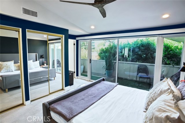 Image 16 of 27 For 4426 Kling Street
