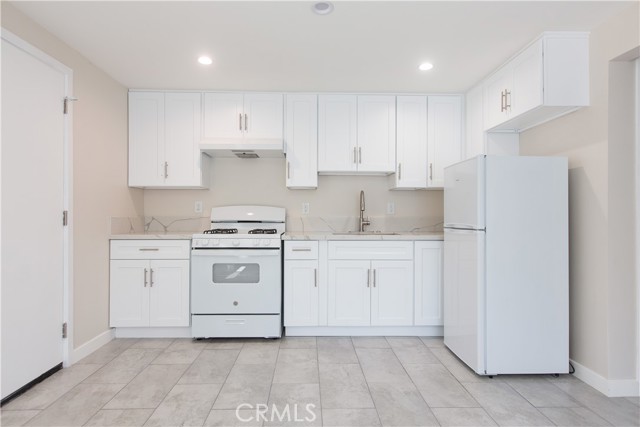 7732 Bright Avenue, Whittier CA: https://media.crmls.org/medias/5a899a8c-170b-417a-8599-b786a2a1c85b.jpg