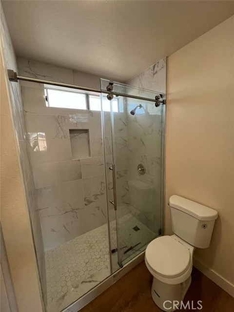 Detail Gallery Image 3 of 10 For 457 W 13th St #1,  San Pedro,  CA 90731 - 3 Beds | 2/1 Baths