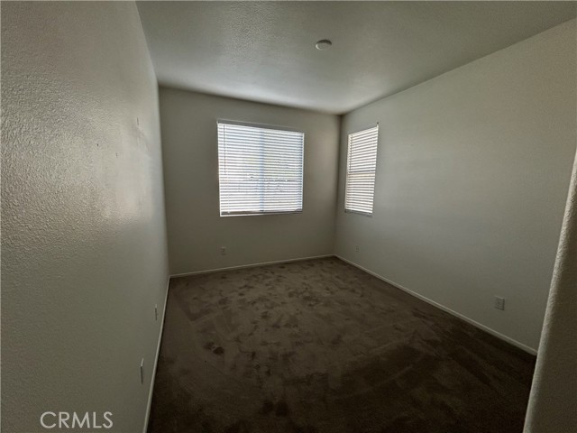 Detail Gallery Image 10 of 27 For 4210 Cloudywing Rd, Hemet,  CA 92545 - 5 Beds | 3 Baths