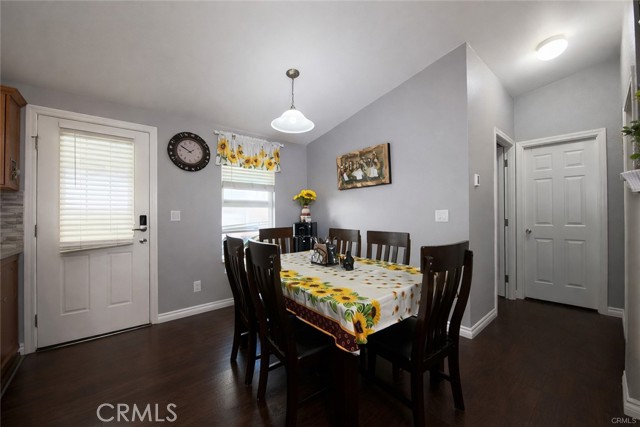 Detail Gallery Image 10 of 20 For 1931 E Meats Ave #148,  Orange,  CA 92865 - 3 Beds | 2 Baths