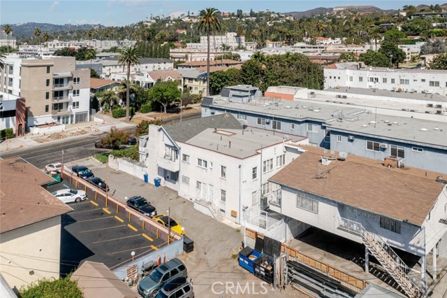 Detail Gallery Image 5 of 32 For 1716 3/4 Winona Bld, Los Angeles,  CA 90027 - 2 Beds | 2 Baths