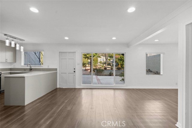 Detail Gallery Image 7 of 29 For 408 Spencer Street a,  Glendale,  CA 91202 - 3 Beds | 2 Baths