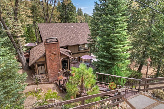 Detail Gallery Image 4 of 57 For 26146 Circle Dr, Lake Arrowhead,  CA 92352 - 3 Beds | 2 Baths