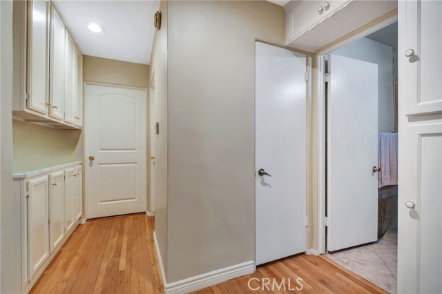 Detail Gallery Image 22 of 51 For 8819 Glider, Los Angeles,  CA 90045 - 3 Beds | 2 Baths