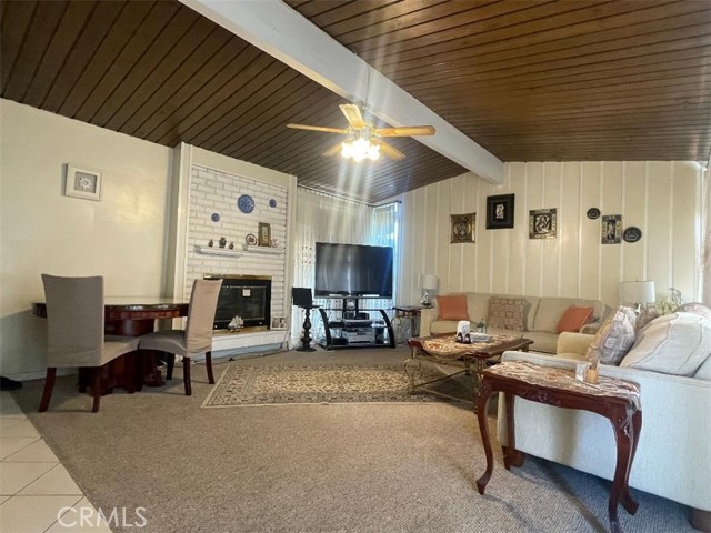 Detail Gallery Image 5 of 71 For 8458 Canby Ave, Northridge,  CA 91325 - 3 Beds | 2 Baths