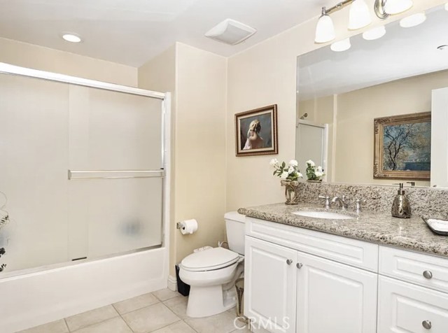 Detail Gallery Image 11 of 12 For 135 Pathway, Irvine,  CA 92618 - 2 Beds | 2 Baths