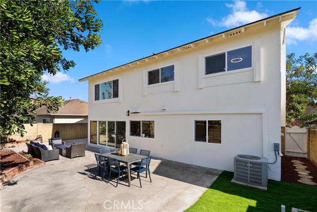 Detail Gallery Image 21 of 46 For 4287 via Norte, Cypress,  CA 90630 - 5 Beds | 2/1 Baths
