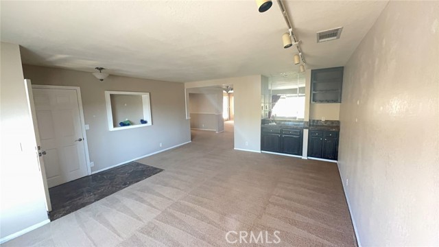 Detail Gallery Image 11 of 41 For 22962 Giant Fir Pl, Canyon Lake,  CA 92587 - 3 Beds | 2 Baths