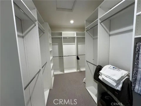 https://media.crmls.org/medias/5a8f4a10-8306-46f5-825c-f3bf7cd1ca84.jpg?preset=X-Large