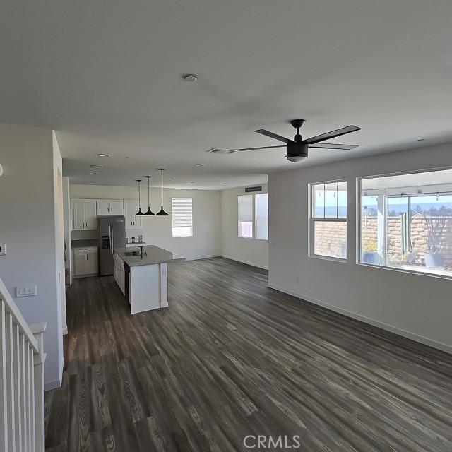 Detail Gallery Image 3 of 6 For 39225 Aristida St, Temecula,  CA 92591 - 4 Beds | 3 Baths