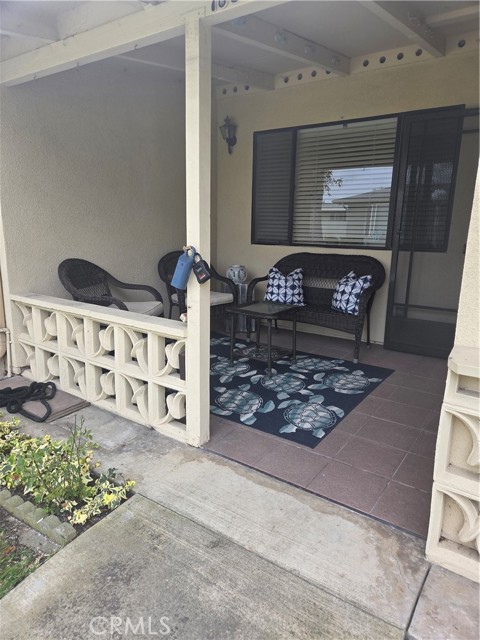 Detail Gallery Image 2 of 18 For 1660 Glenview Rd #78 J.,  Seal Beach,  CA 90740 - 2 Beds | 1 Baths