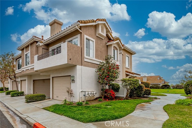 1053 S Daybreak Court, Anaheim Hills, CA 92808