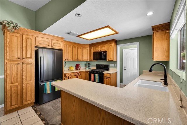 Detail Gallery Image 17 of 57 For 57856 El Dorado Dr, Yucca Valley,  CA 92284 - 3 Beds | 3 Baths