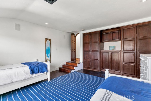 52 EMERALD BAY, Laguna Beach CA: https://media.crmls.org/medias/5a92be37-d3c9-43ef-bb72-ff0d6ad93ee7.jpg