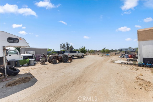 24450 Malaga Road, Menifee CA: https://media.crmls.org/medias/5a931e0d-3ec7-49a4-bcac-39822eededd9.jpg