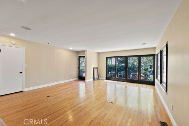 Detail Gallery Image 19 of 23 For 313 Larkspur, Corona Del Mar,  CA 92625 - 3 Beds | 2 Baths