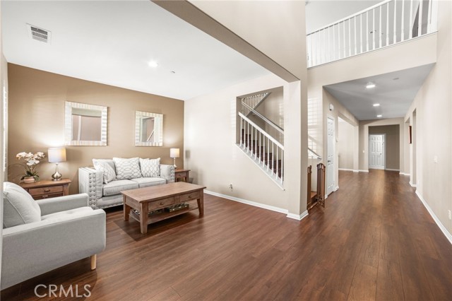 Detail Gallery Image 4 of 51 For 30305 Powderhorn Ln, Murrieta,  CA 92563 - 5 Beds | 4/1 Baths