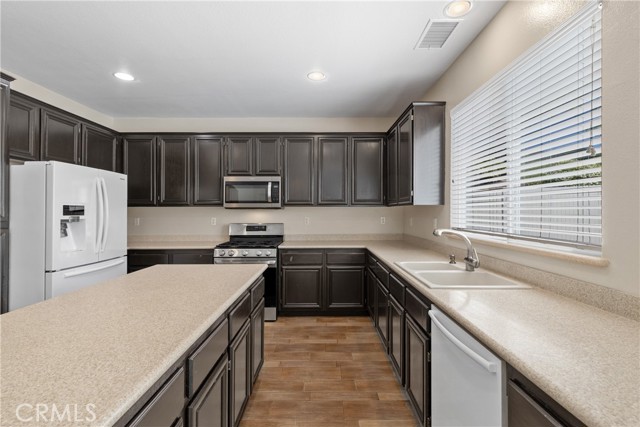 Detail Gallery Image 21 of 48 For 26054 Pine St, Murrieta,  CA 92563 - 5 Beds | 4/1 Baths