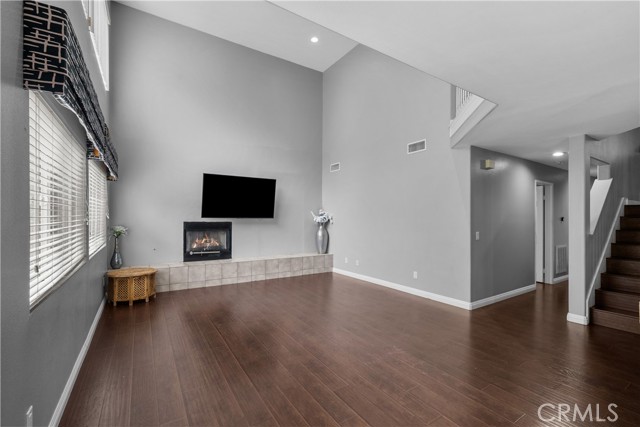 Detail Gallery Image 12 of 40 For 26426 Cardinal Dr, Canyon Country,  CA 91387 - 5 Beds | 4 Baths
