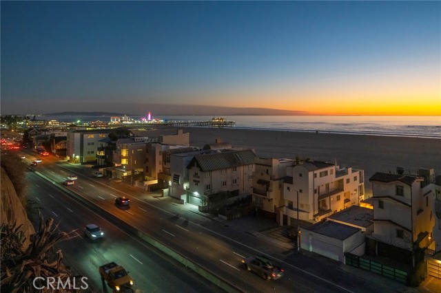 1313 Palisades Beach Road photo 24