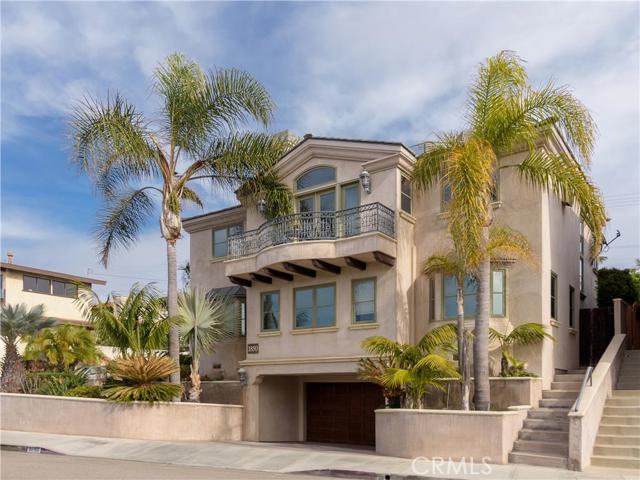 1850 Manhattan Avenue, Hermosa Beach, California 90254, 4 Bedrooms Bedrooms, ,4 BathroomsBathrooms,Residential,Sold,Manhattan,SB16011254